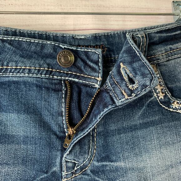 Shyanne Distressed Denim Jean Shorts Cutoffs Embroidered Jewel Detail Size 30 - Picture 13 of 16